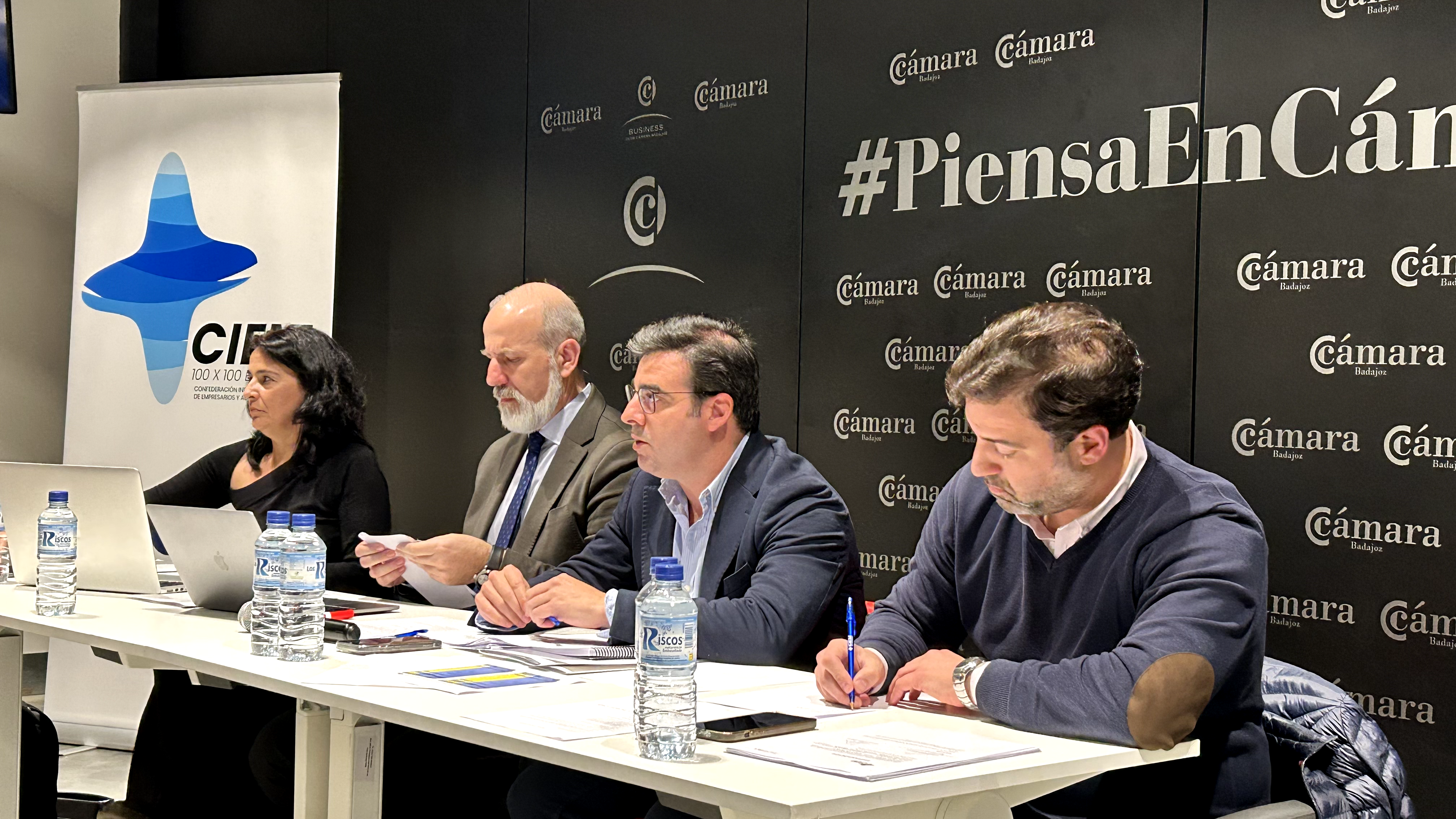 CIEM valora el adelanto electoral en Extremadura y apela a la estabilidad y al diálogo institucional